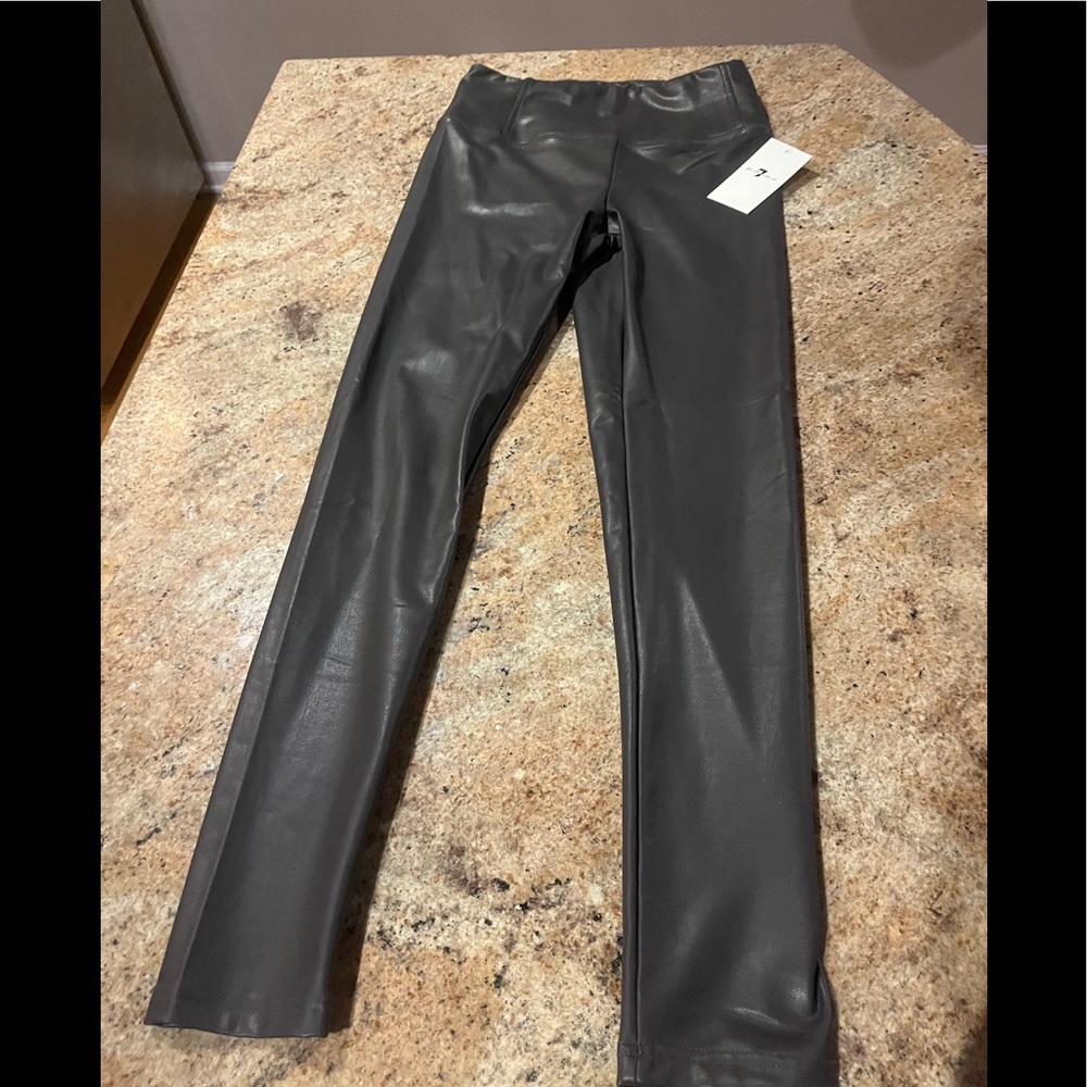 7 For All Mankind Gray Faux Leather Leggings Size Small